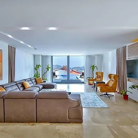 Sleeps 10 With Pool Air Con And Wifi