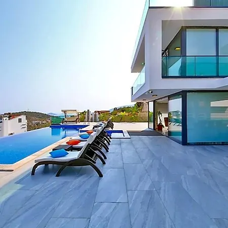 Sleeps 10 With Pool Air Con And Wifi *