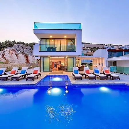 Sleeps 10 With Pool Air Con And Wifi *